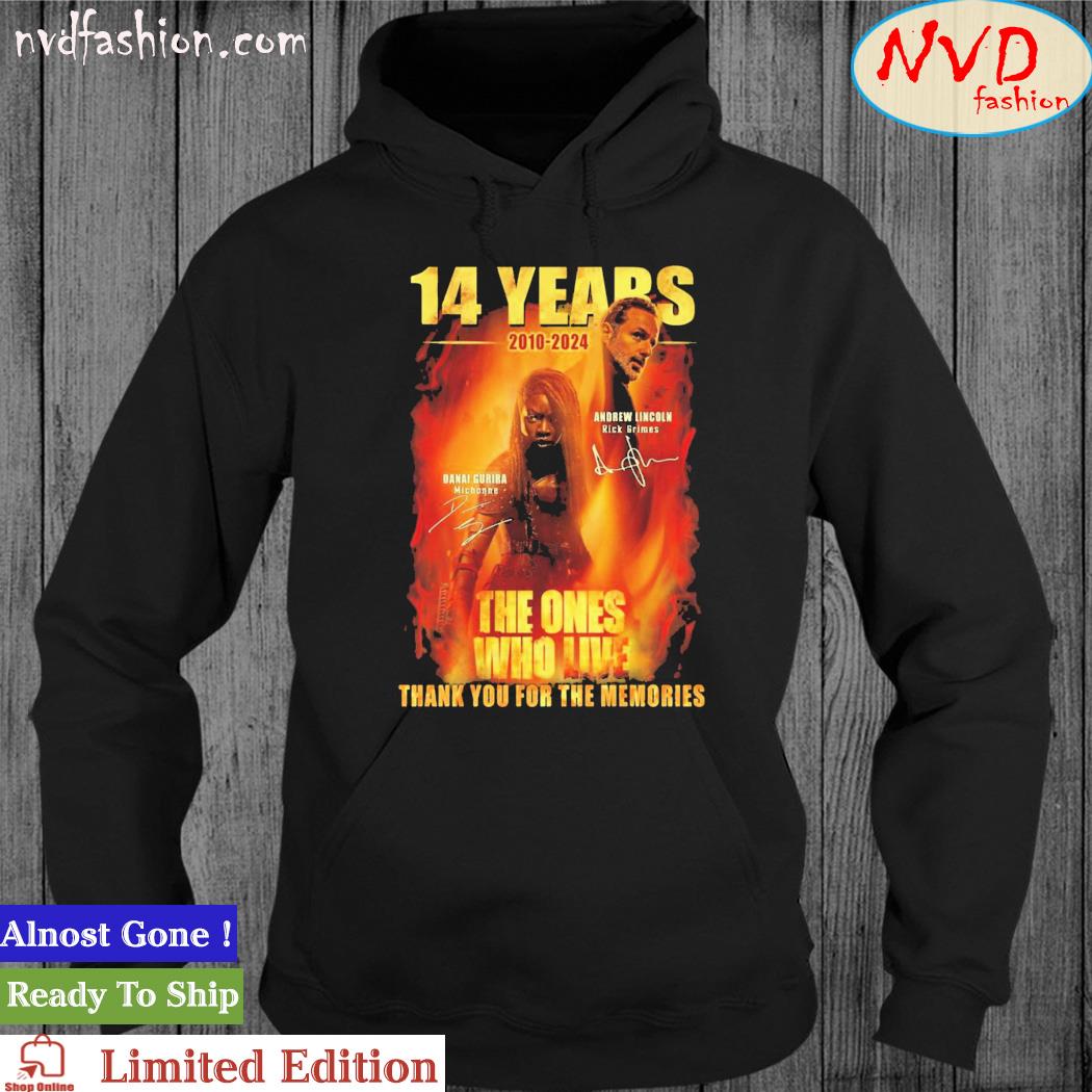 The Walking Dead 14 Years 2010-2024 The Ones Who Live Thank You For The Memories Signatures Shirt hoodie